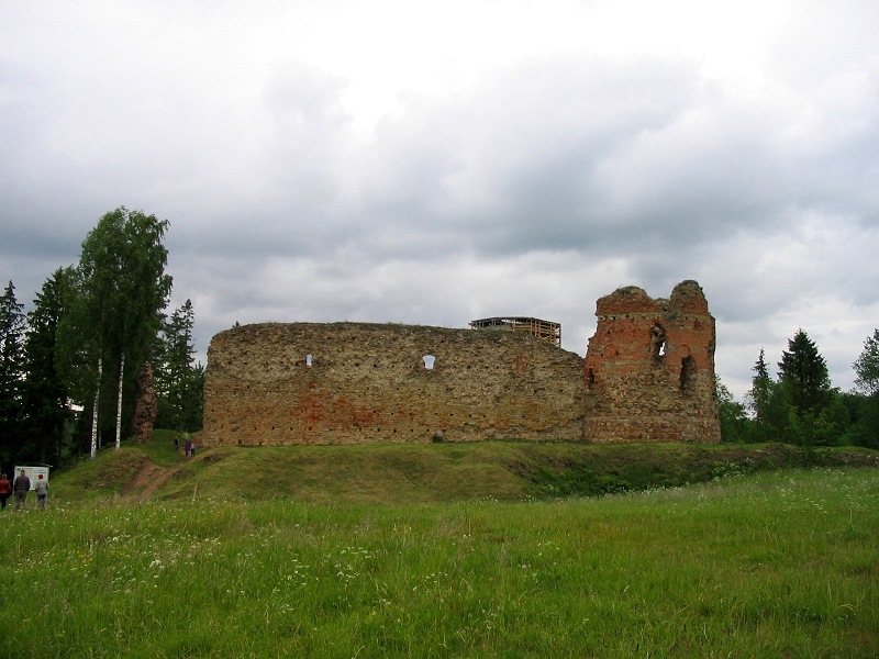 Развалины замка, 2004 Вастселиина, Эстония