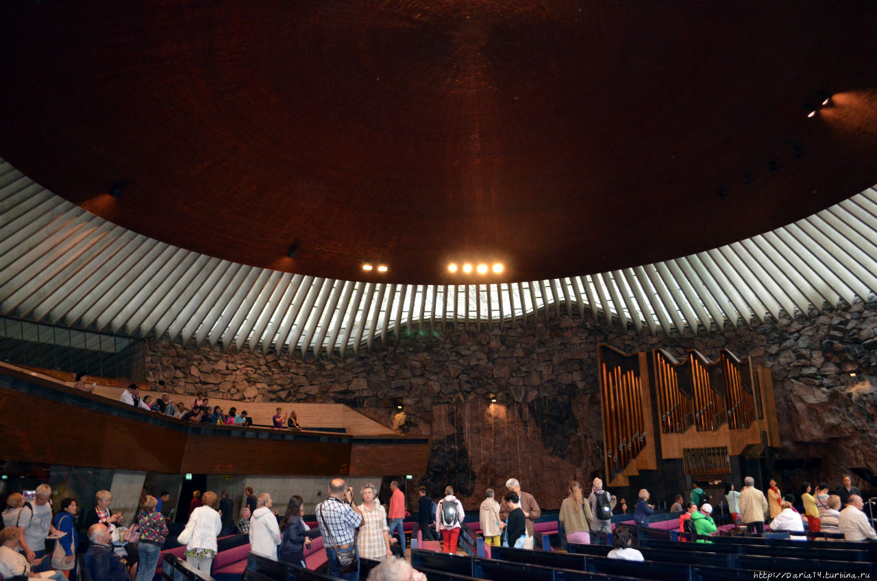 В дождь из Турку в Хельсинки Хельсинки, Финляндия