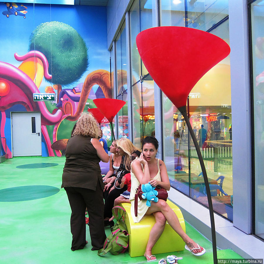 О детской площадке Ришон-ле-Цион, Израиль