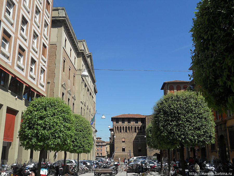 Зелёные улицы Болоньи. Болонья, Италия
