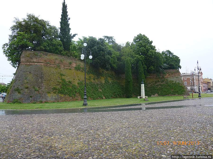 Висячие сады крепости Луго Луго, Италия