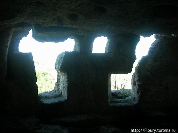 В одной из пещерных построек Бахчисарай, Россия