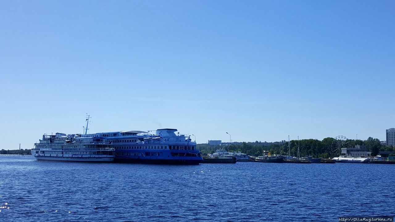 Карелия. В Петрозаводск в июне. Петрозаводск, Россия