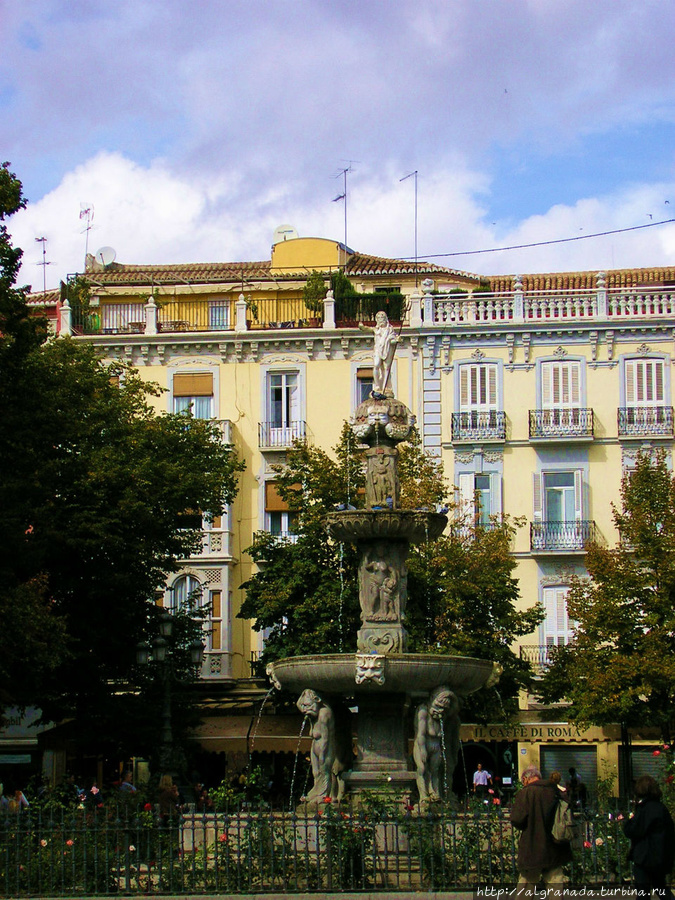 площадь Биб Рамбла Гранада, Испания