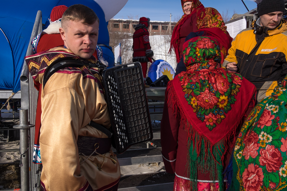 Умчи меня, олень, в страну свою оленью!.. Салехард, Россия