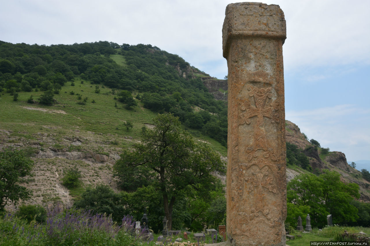 Ардви. Древний Србанес и родник Оци порт Ардви, Армения