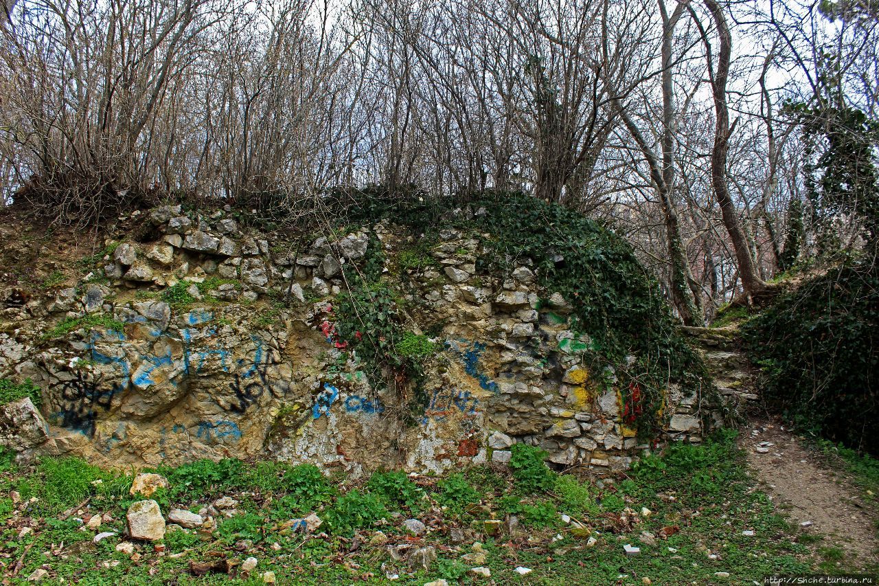 Руины церкви св. Николая Веспрем, Венгрия