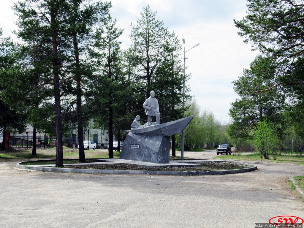 Первый в России памятник В.А. Русанову в Печоре Печора, Россия