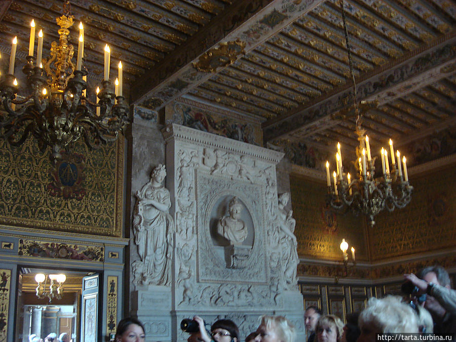 У французских монархов было время рассмотреть это великолепие