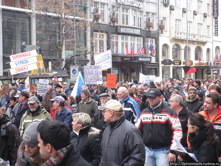 Субботняя прогулка, приведшая нас на демонстрацию. Часть II Прага, Чехия