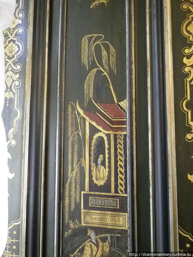 Ораниенбаум. Лаковая миниатюра во дворце Петра III Ломоносов, Россия
