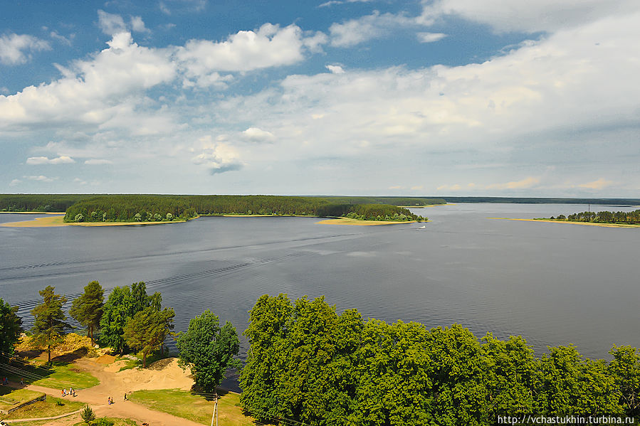 оз. Селигер с Колокольни.