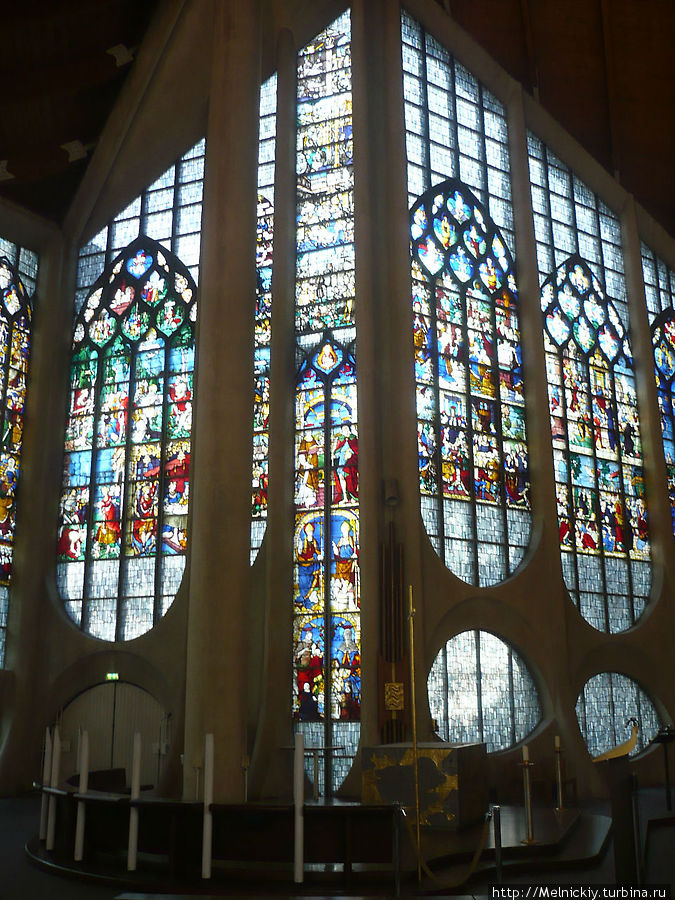 Собор Святой Жанны д’Арк Руан, Франция