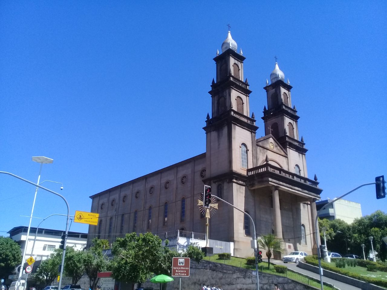 Кафедральная церковь Св. Богоматери Пенья Кастелу, Бразилия