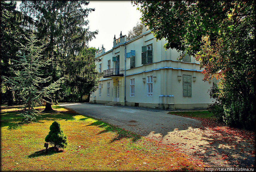 Усадьба Брунсвиков в городке Мартонвашар Мартонвашар, Венгрия