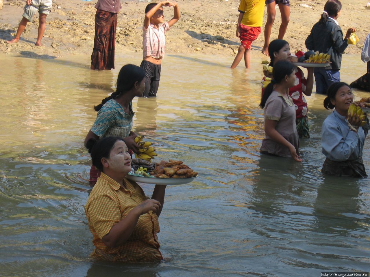 Река Иравади (Ayeyawady) Мандалай, Мьянма