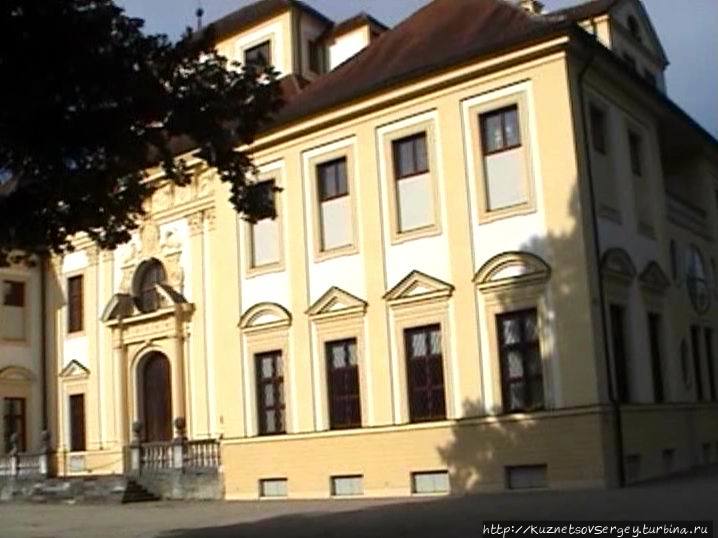 Обершлайсхайм — пригород Мюнхена Обершлайсхайм, Германия