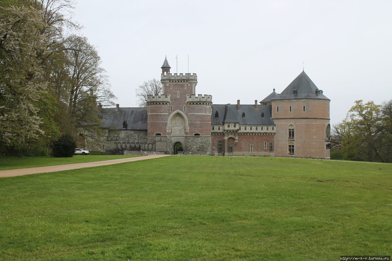 Замок Гаасбек / Kasteel van Gaasbeek