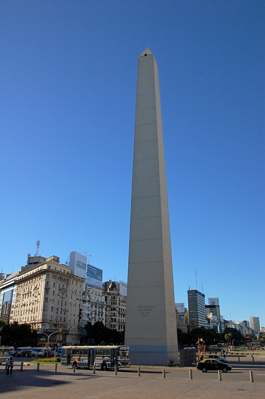 Обелиск Буэнос-Айрес, Аргентина