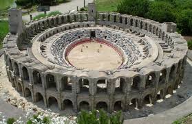 Римская арена и подземные галереи (Арль) / Roman Arena and Cryptoporticus