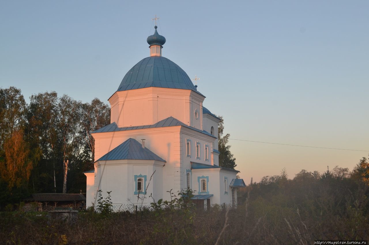 Тихвинская церковь Холм, Россия