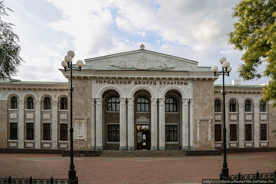 Городской ДК. Тирасполь, Приднестровская Молдавская Республика