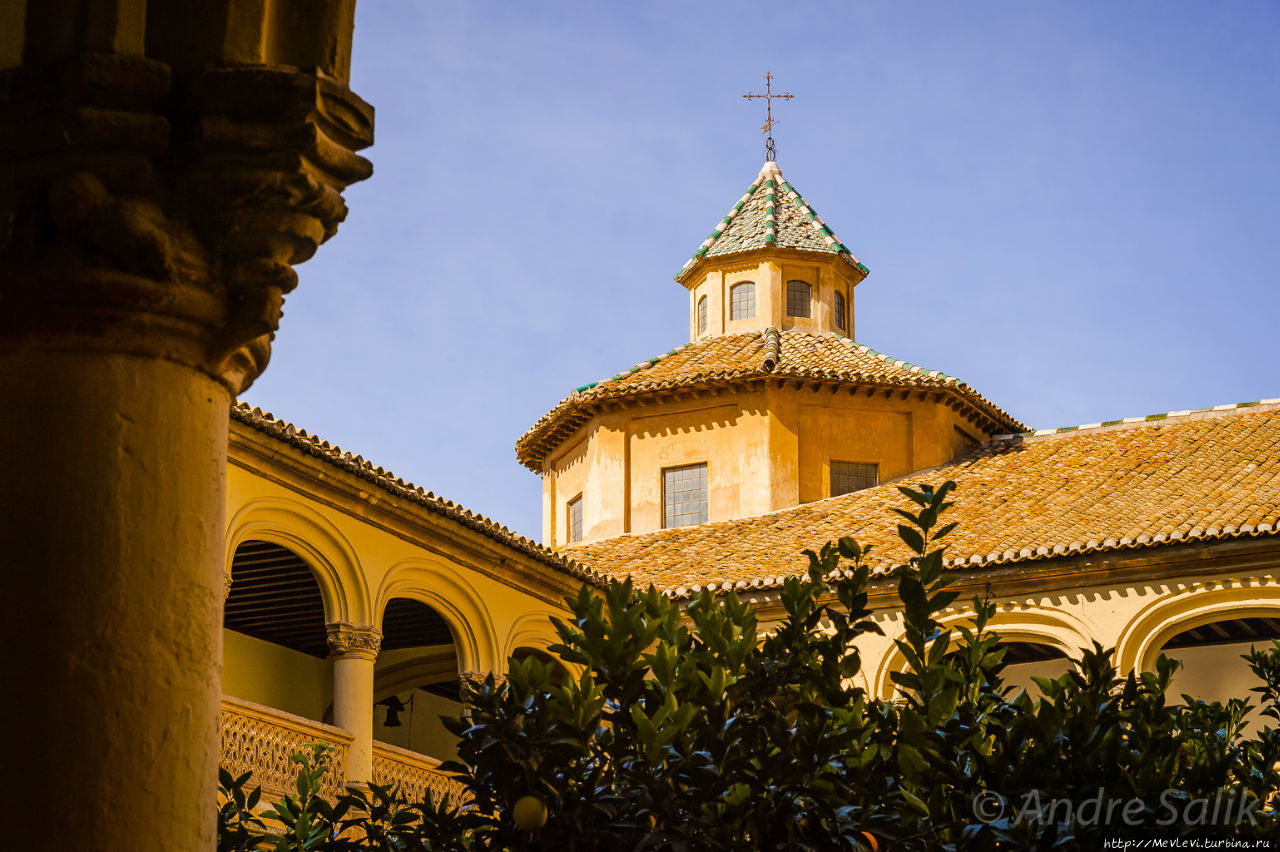 Монастырь Сан-Херонимо Гранада, Испания