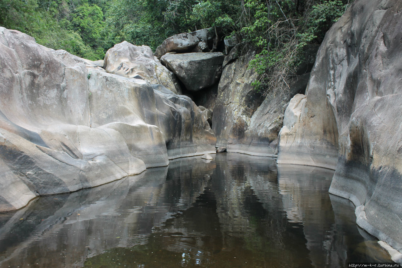 Водопад Бахо. Как тих ты и спокоен Нячанг, Вьетнам