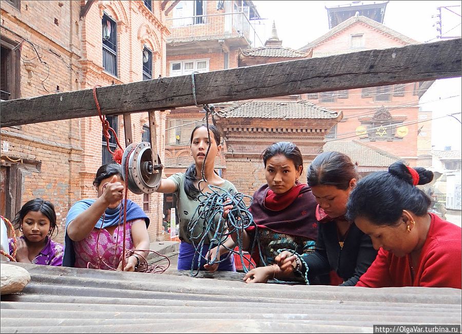 Когда-то в городе насчитывалось более 170 колодцев… Бхактапур, Непал