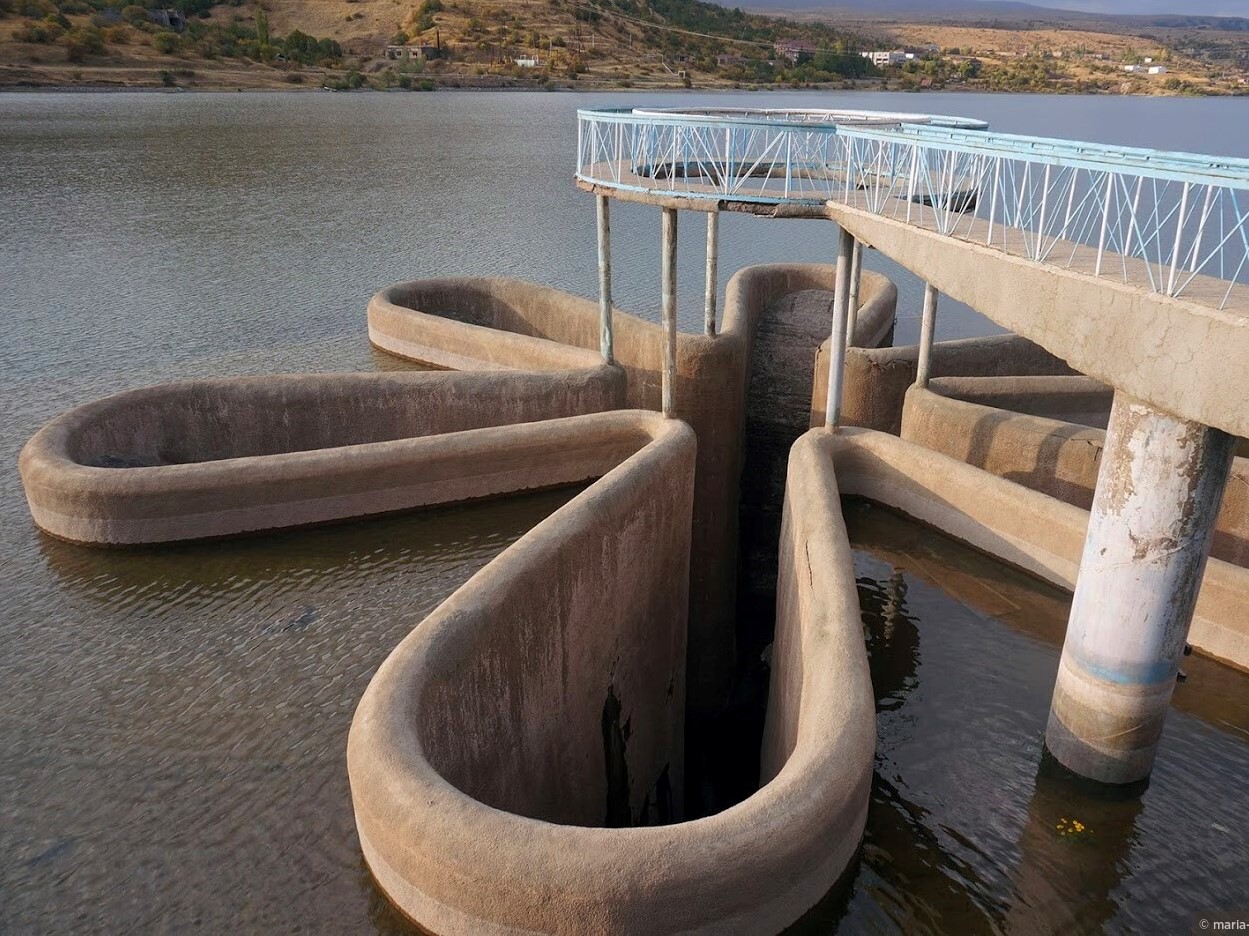Севан. Осушить нельзя затопить. Озеро Севан Национальный Парк, Армения