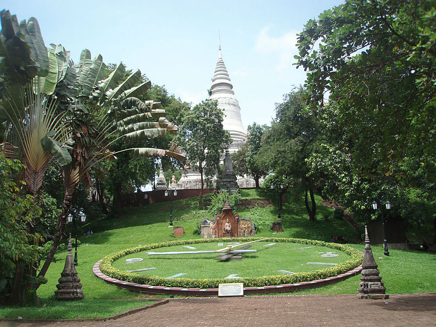 Пномпень. Ват Пном