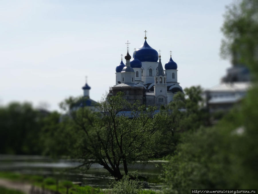 Боголюбово. Наедине с белоснежным храмом Боголюбово, Россия