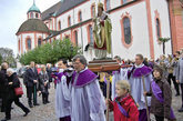Крестный ход в день св. Фридолина в Бад Зекингене, март 2014. foto Internet