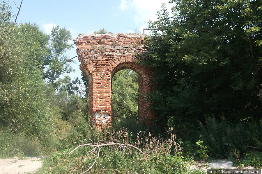 Старый завод Истье, Россия