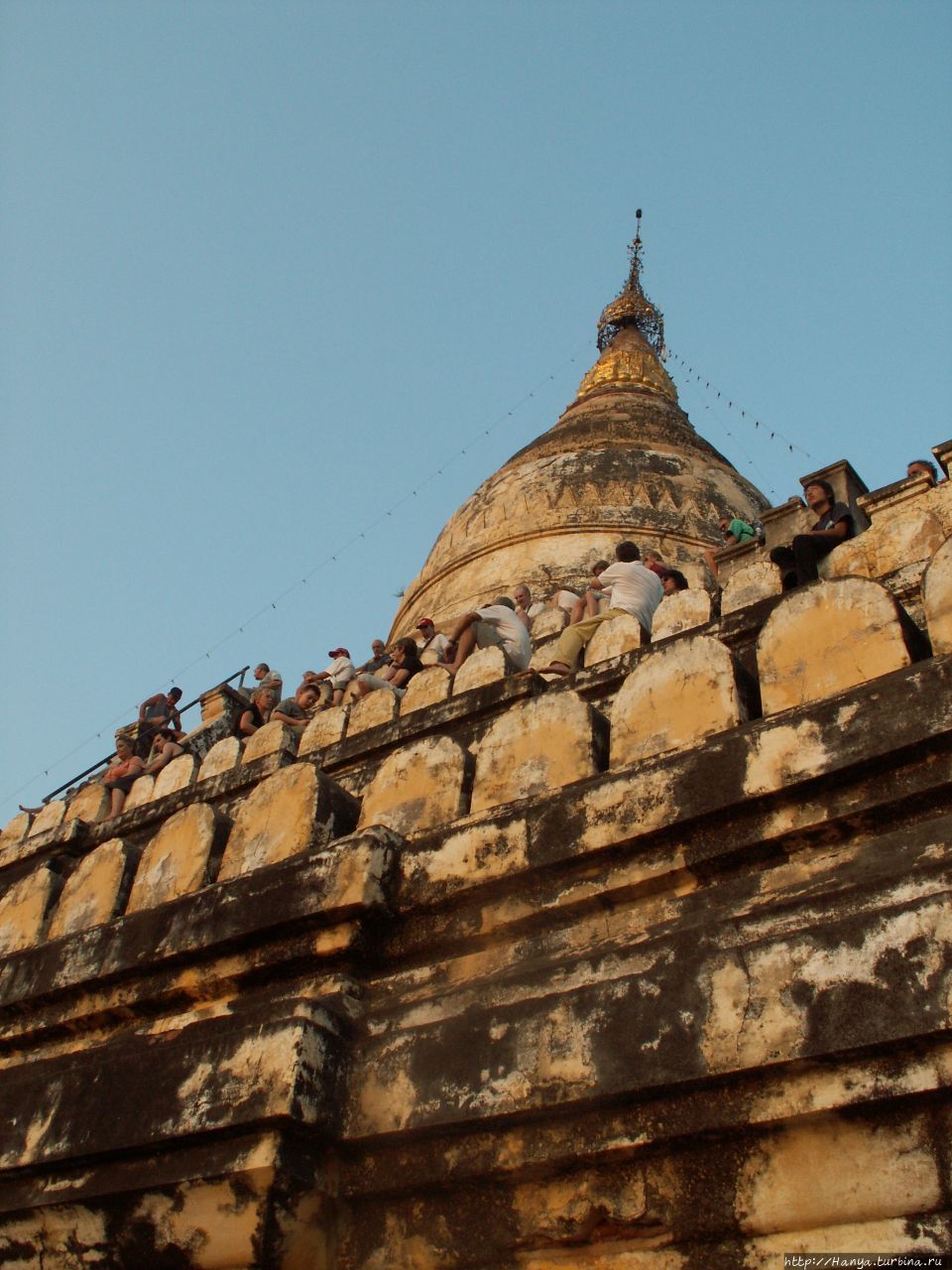 Пагода Швезандо Баган, Мьянма