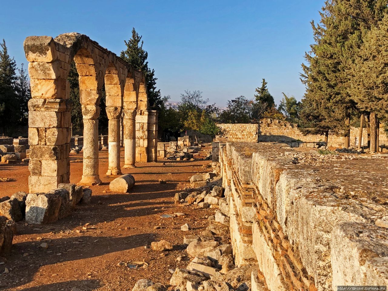 Руины города Омейядов Анджар (древний город), Ливан