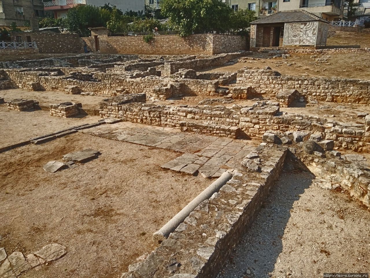 Древние развалины в центр Древние развалины в центр