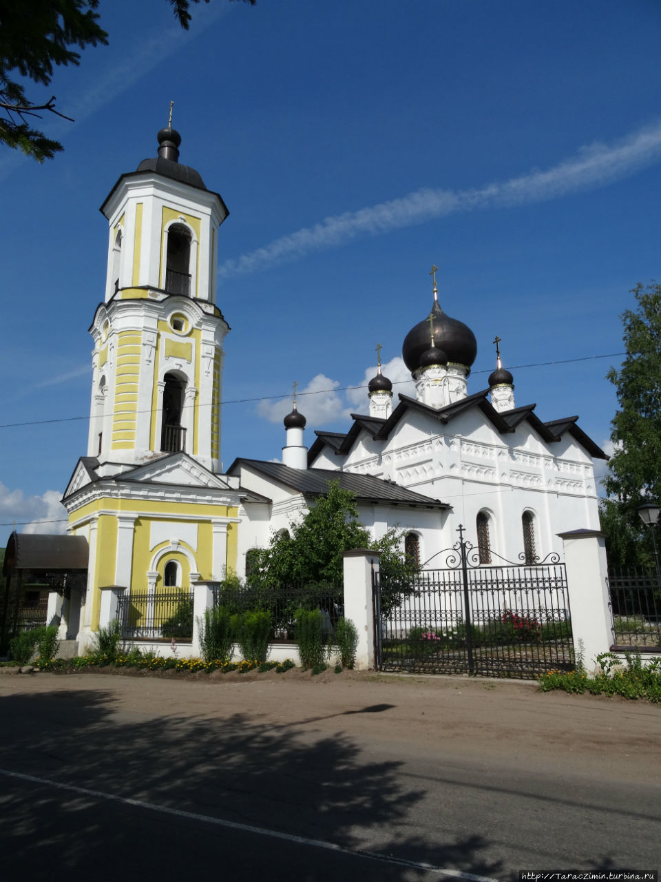 Никольская церковь Старая Русса, Россия