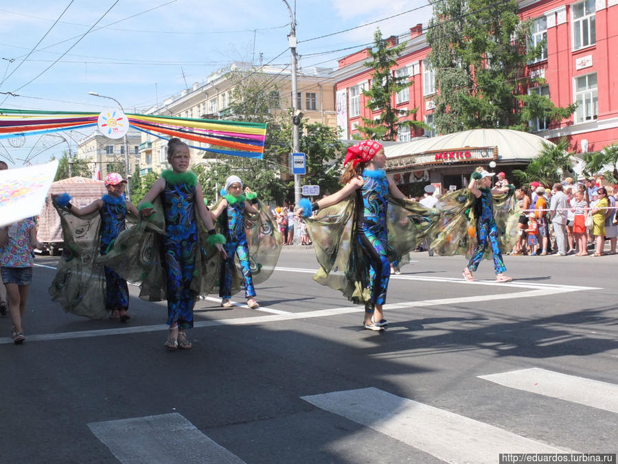 Дарю Вам тысячи улыбок!!! Красноярский карнавал, городу 386 Красноярск, Россия