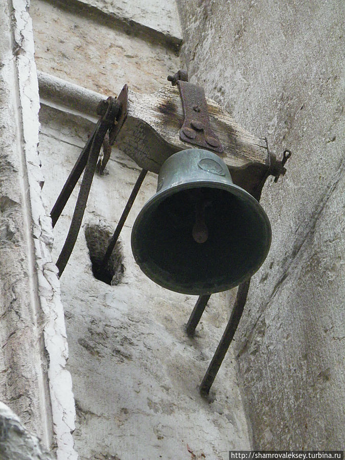 Мантуя. По улицам и площадям старинного города Мантуя, Италия