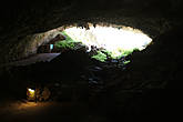 Проникнув в пещеру, мы увидели фантастическую нерукотворную архитектуру, которая, благодаря грамотной подсветке, предстала перед нами во всей красе.