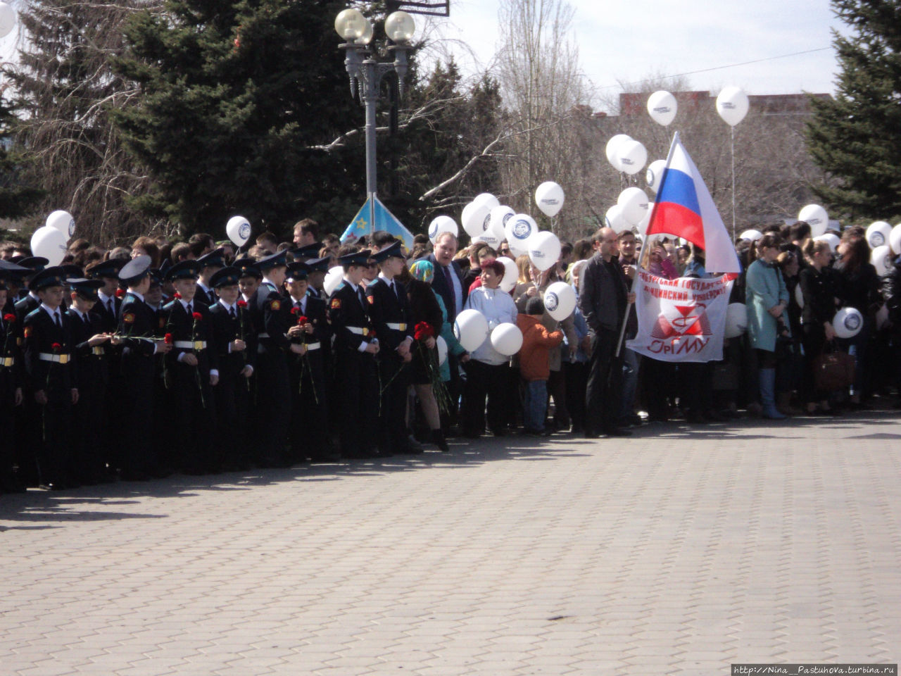 Памятник Юрию Гагарину Оренбург, Россия