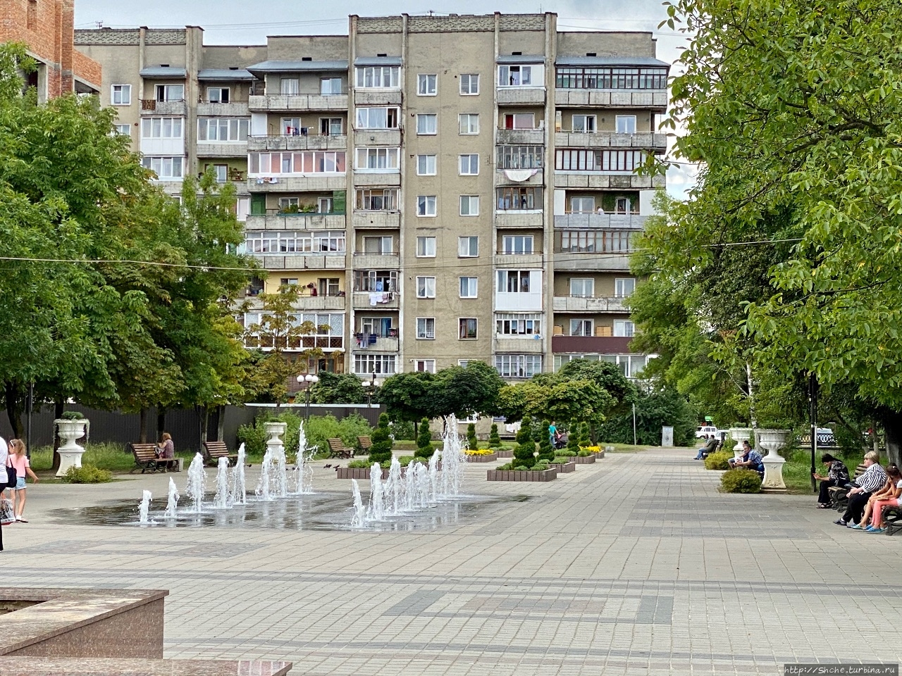 Памятник Михаилу Грушевскому Долина, Украина