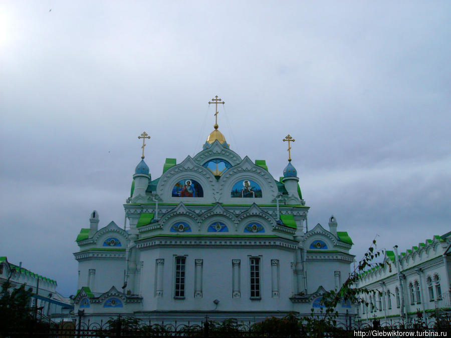 Церковь во имя святой великомученицы Екатерины Феодосия, Россия
