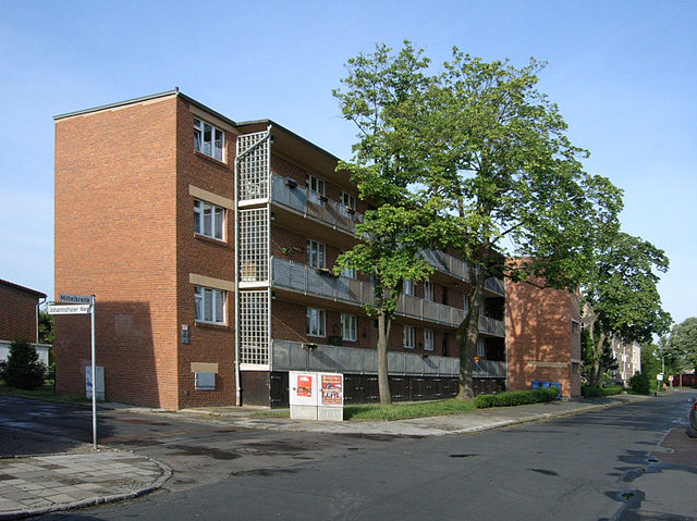 Дома с балконами Миттельбрайте 6,14 / Houses with Balcony — Mittelbreite 6,14