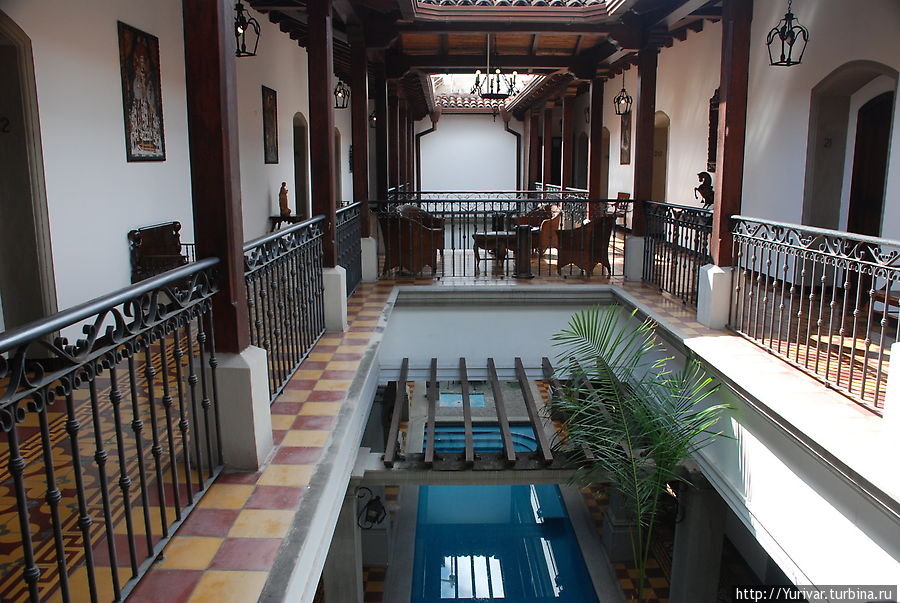 Интерьер отеля Gran France Гранада, Никарагуа
