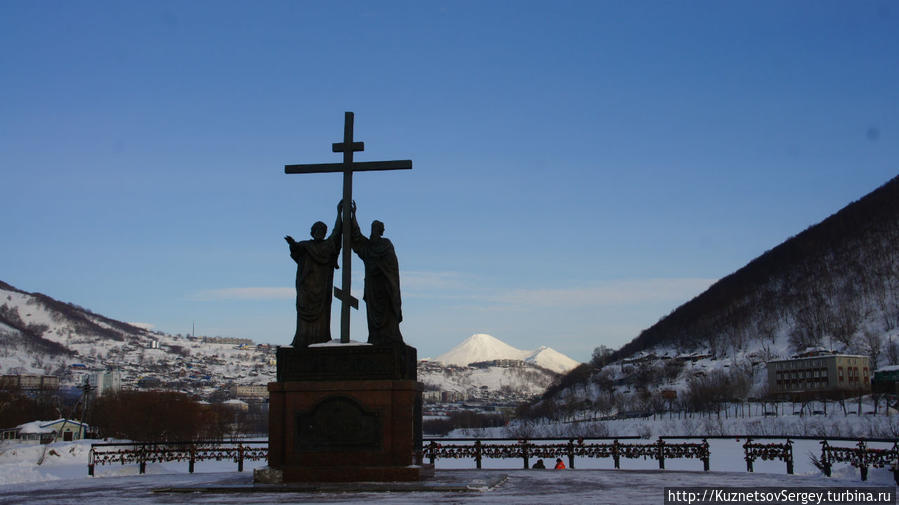 Памятник Святым апостолам Петру и Павлу Петропавловск-Камчатский, Россия