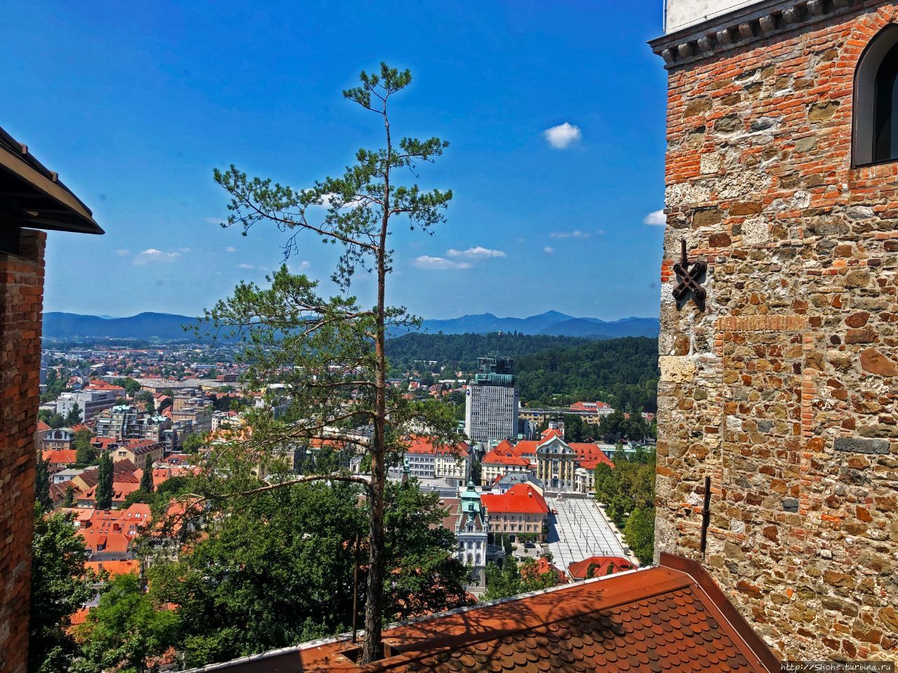 Град над городом стоит... Люблянская крепость