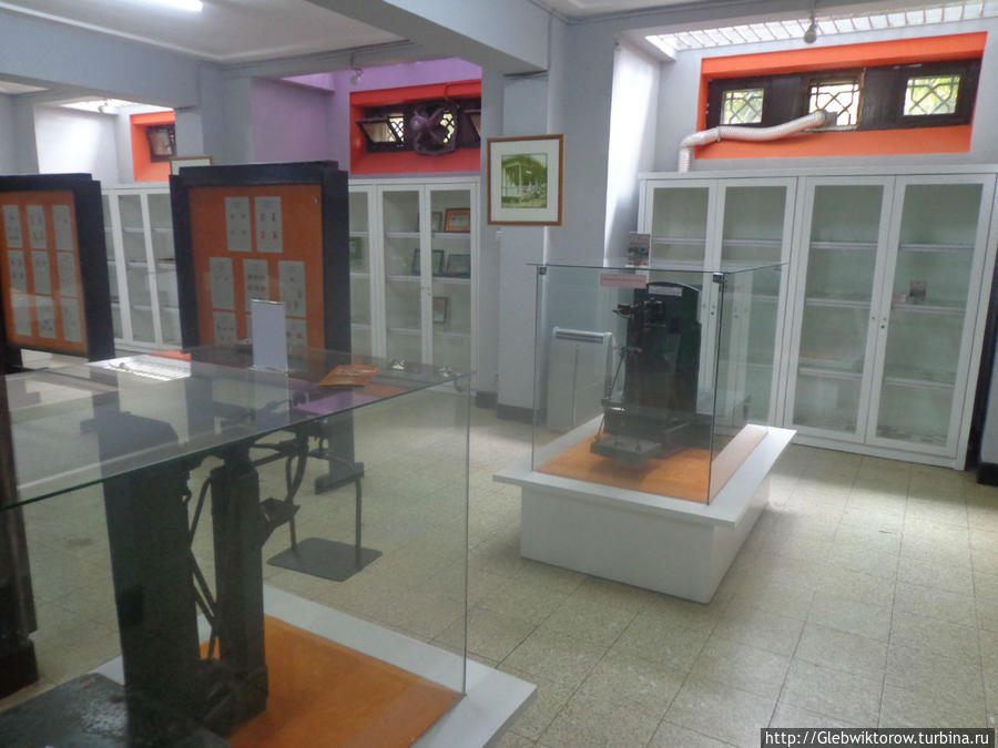 Музей почты в Бандунге Бандунг, Индонезия