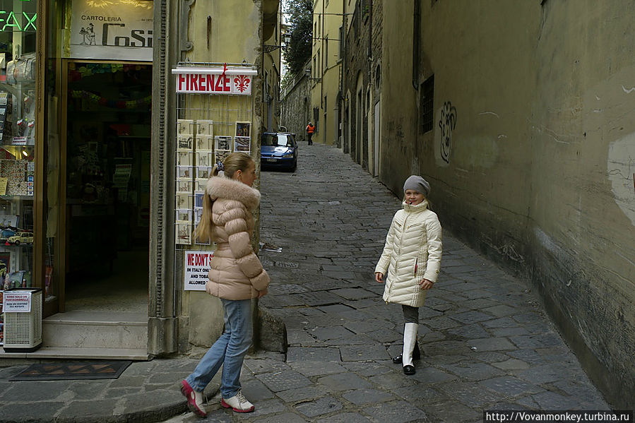 Извилистый путь на площадь Микеланджело Флоренция, Италия